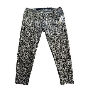 KHAKIS & CO WOMEN’S 3X Plus Suave Leopard Leggings - Black Multi Print